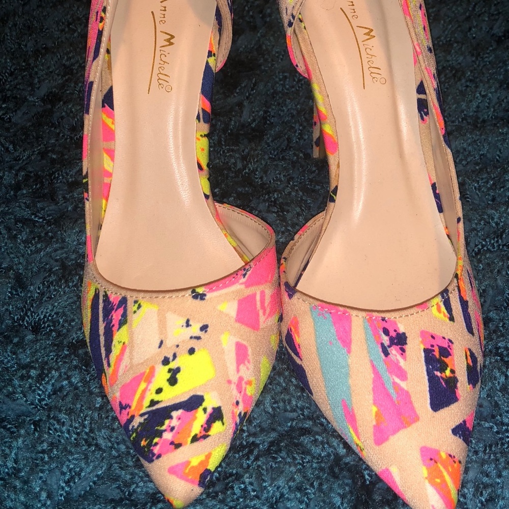 Anne Michelle Pumps - Picture 4 of 4